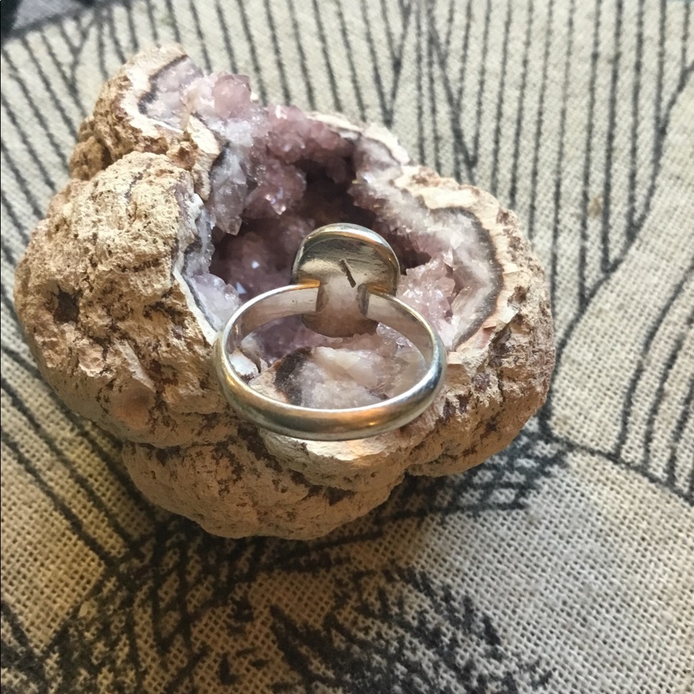 Sterling Silver Skull Ring	Size 7 1/2 - Picture 2 of 2